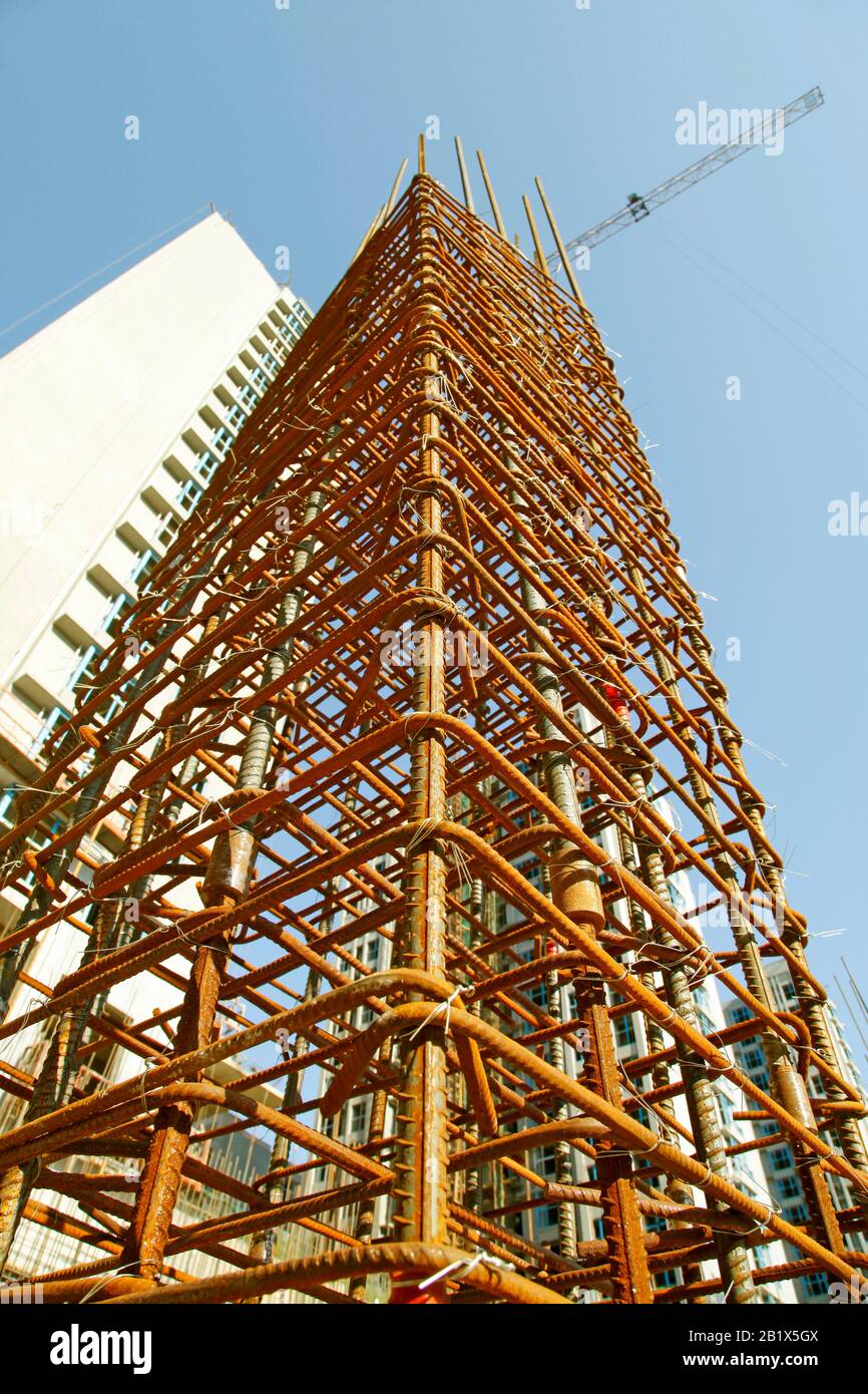 Steel grid on the construction site Stock Photo - Alamy