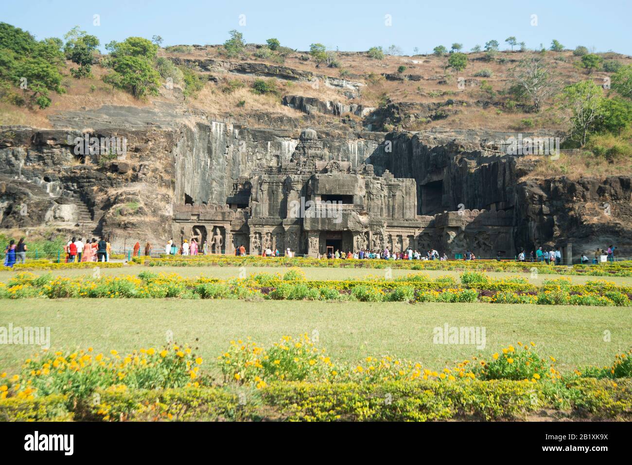 Ellora Caves, Aurangabad, Maharashtra, India Rock-cut cave temple No. 16 (Kailasa) General-View, Long shot. Stock Photo