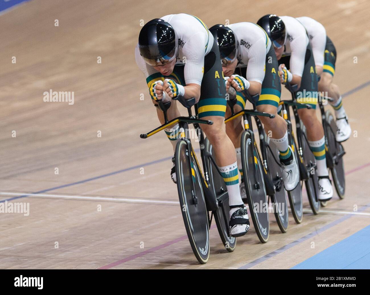 Berlin, Germany. Feb, 2020. Cycling/track: World Championship, team pursuit, men, finals: The team from Australia, Porter, Sam Welsford, Lucas Plapp and Leigh Howard ride on the track. Credit: Sebastian Gollnow/dpa/Alamy