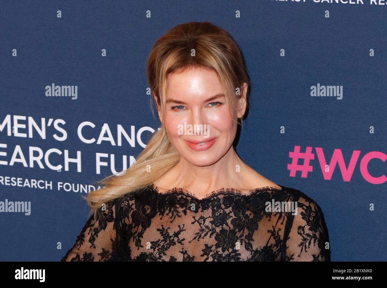 Beverly Hills, USA. 27th Feb, 2020. Renee Zellweger walking the red carpet at The Women's Cancer Research Fund's 'An Unforgettable Evening' held at Beverly Wilshire, A Four Seasons Hotel on February 27, 2020 in Beverly Hills, California USA (Photo by Parisa Afsahi/Sipa USA) Credit: Sipa USA/Alamy Live News Stock Photo