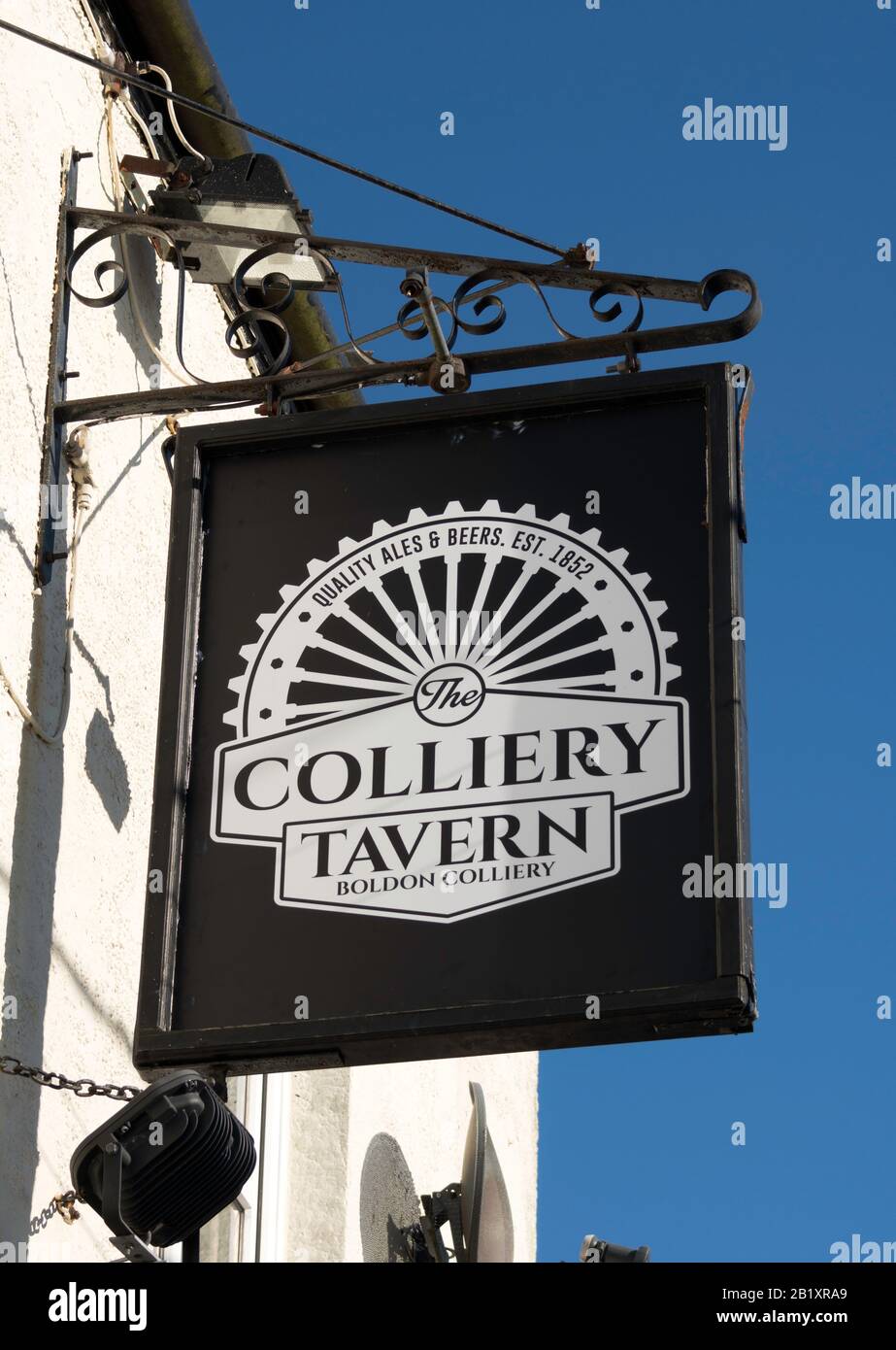 Pub Ssgn the Colliery Tavern in Boldon Colliery, Tyne and Wear, England, UK Stock Photo