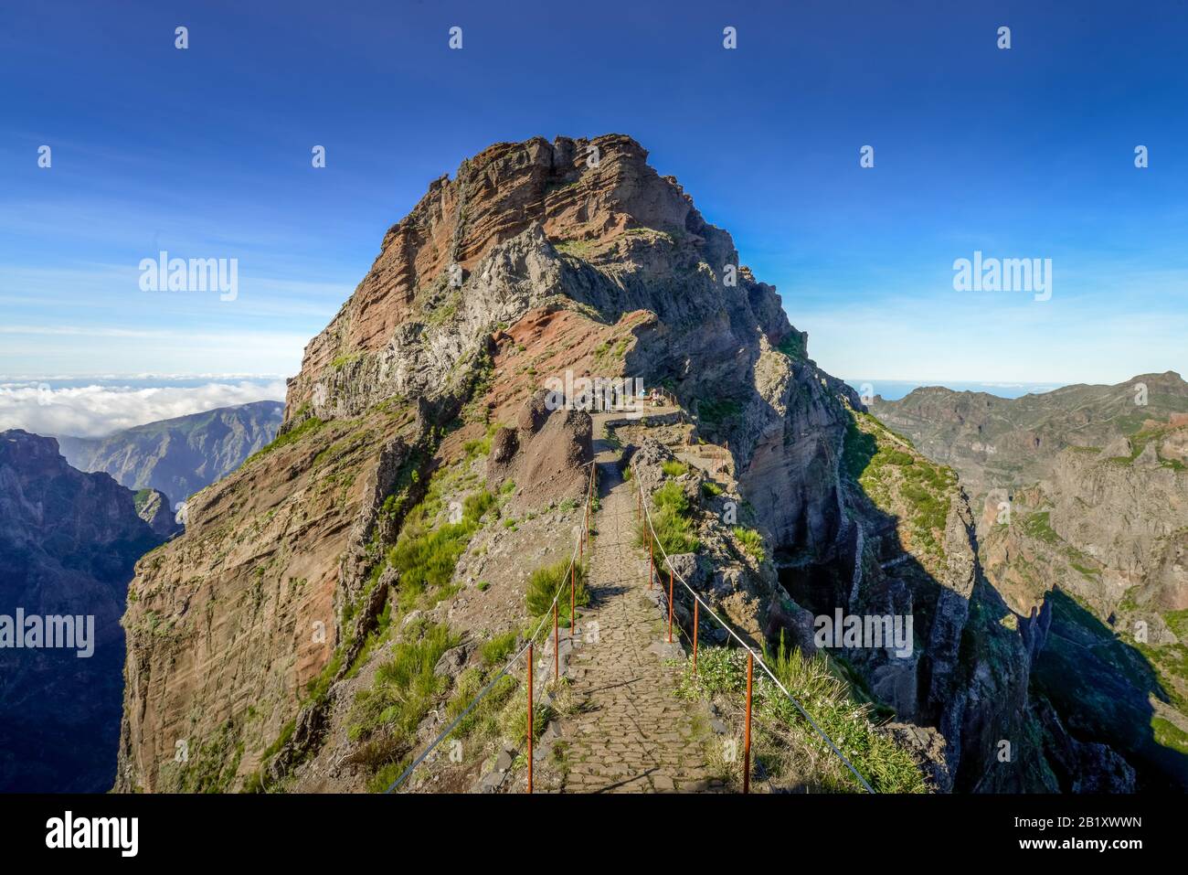 Wanderweg PR1 vom Pico do Arieiro zum Pico Ruivo, Madeira, Portugal Stock Photo