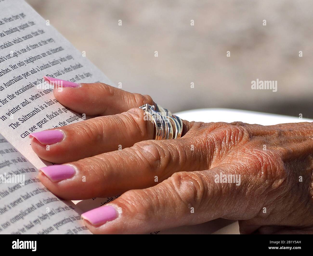 Pink fingernails hi-res stock photography and images - Alamy