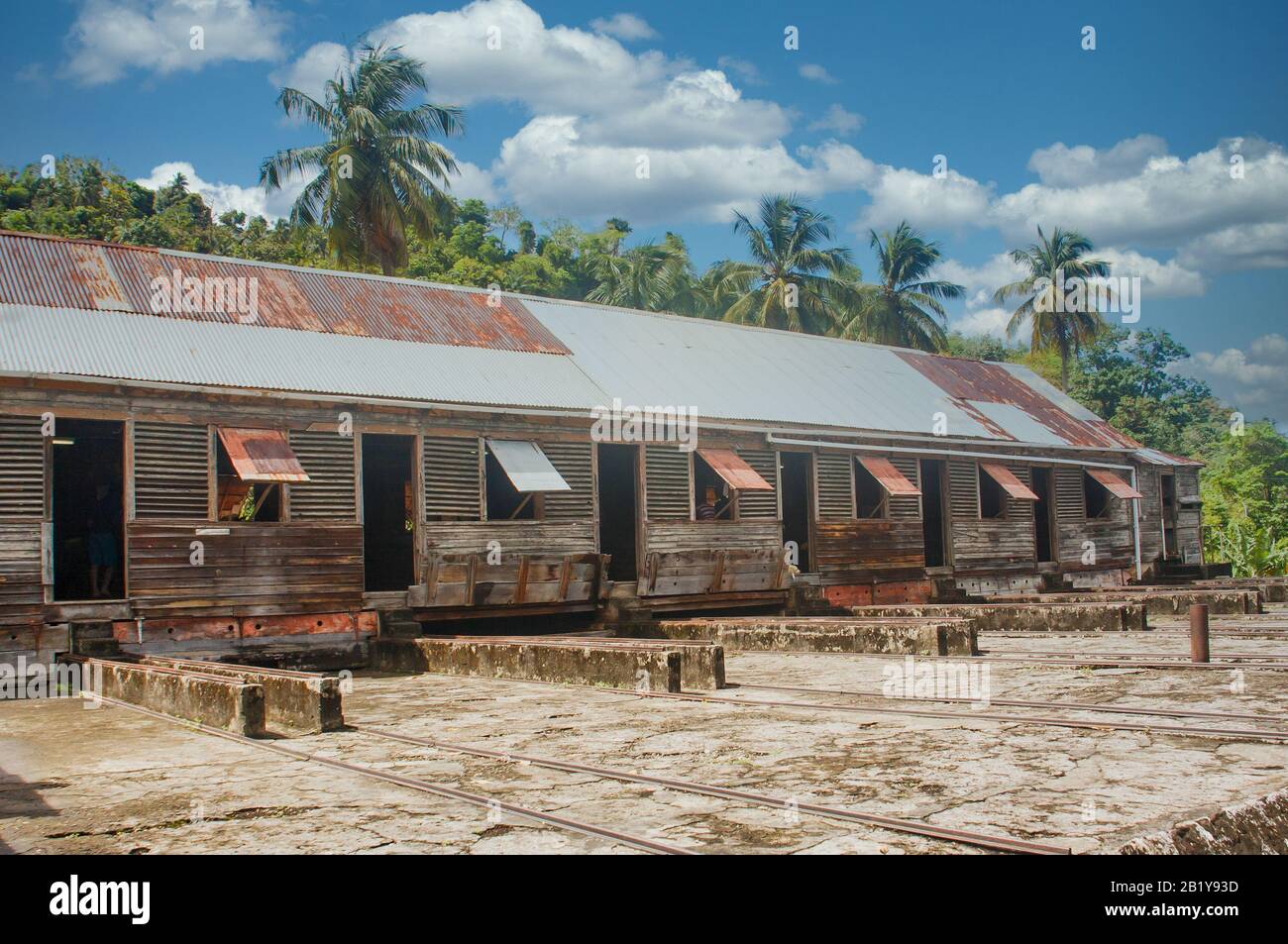 Old Wood and Corrugated Tin Warehouse Stock Photo Alamy