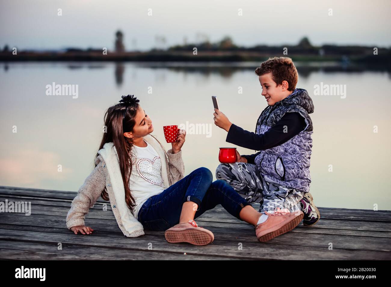 Sister Brother Talk High Resolution Stock Photography And Images Alamy Sister Brother Talk High Resolution Stock Photography And Images Alamy
