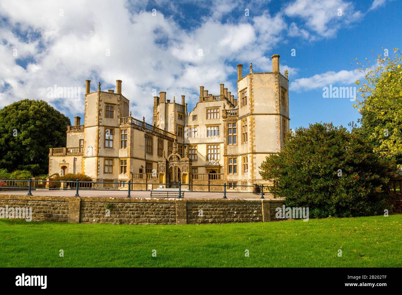 Sherborne 'New' Castle built in 1594 by Sir Walter Raleigh, Sherborne, Dorset, England, UK Stock Photo