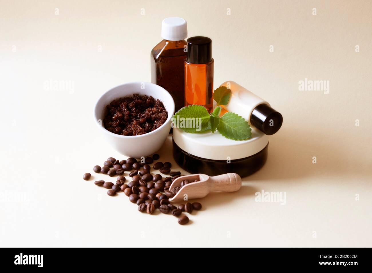 Sugar scrub woman body hi-res stock photography and images - Alamy