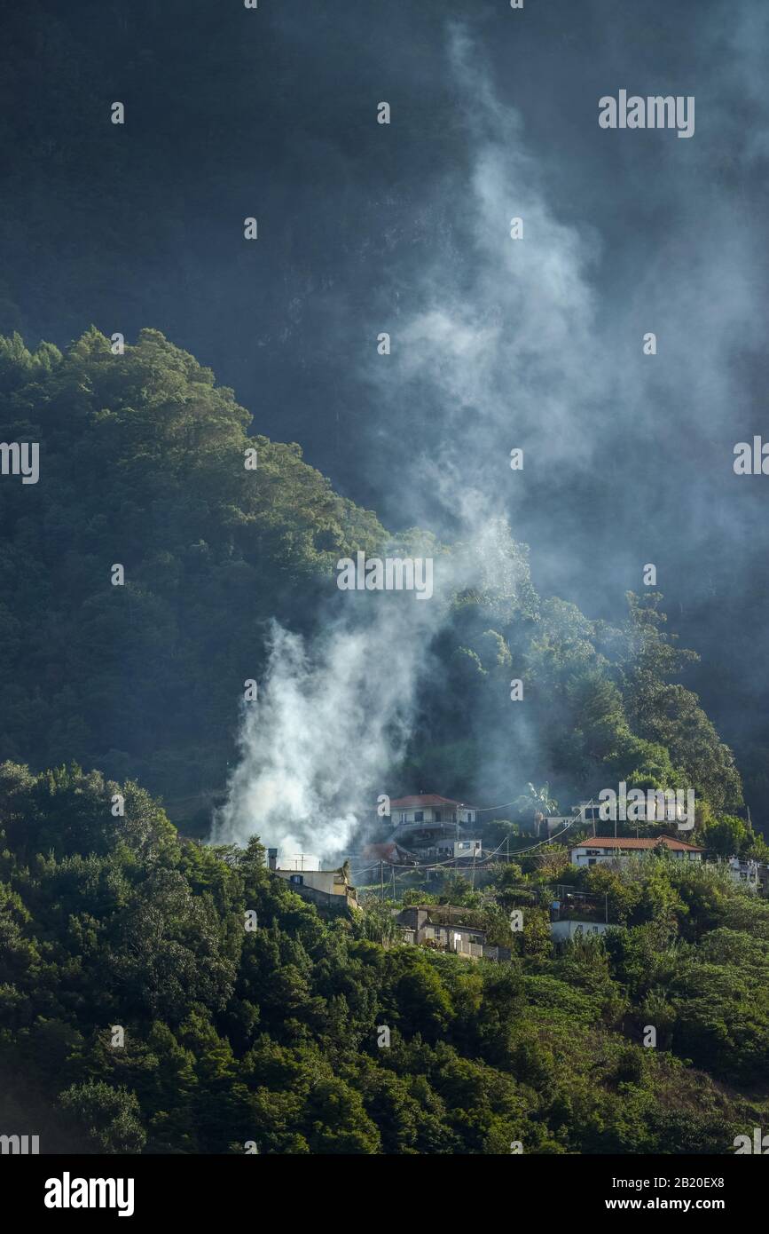 Feuer bei Boaventura, Madeira, Portugal Stock Photo