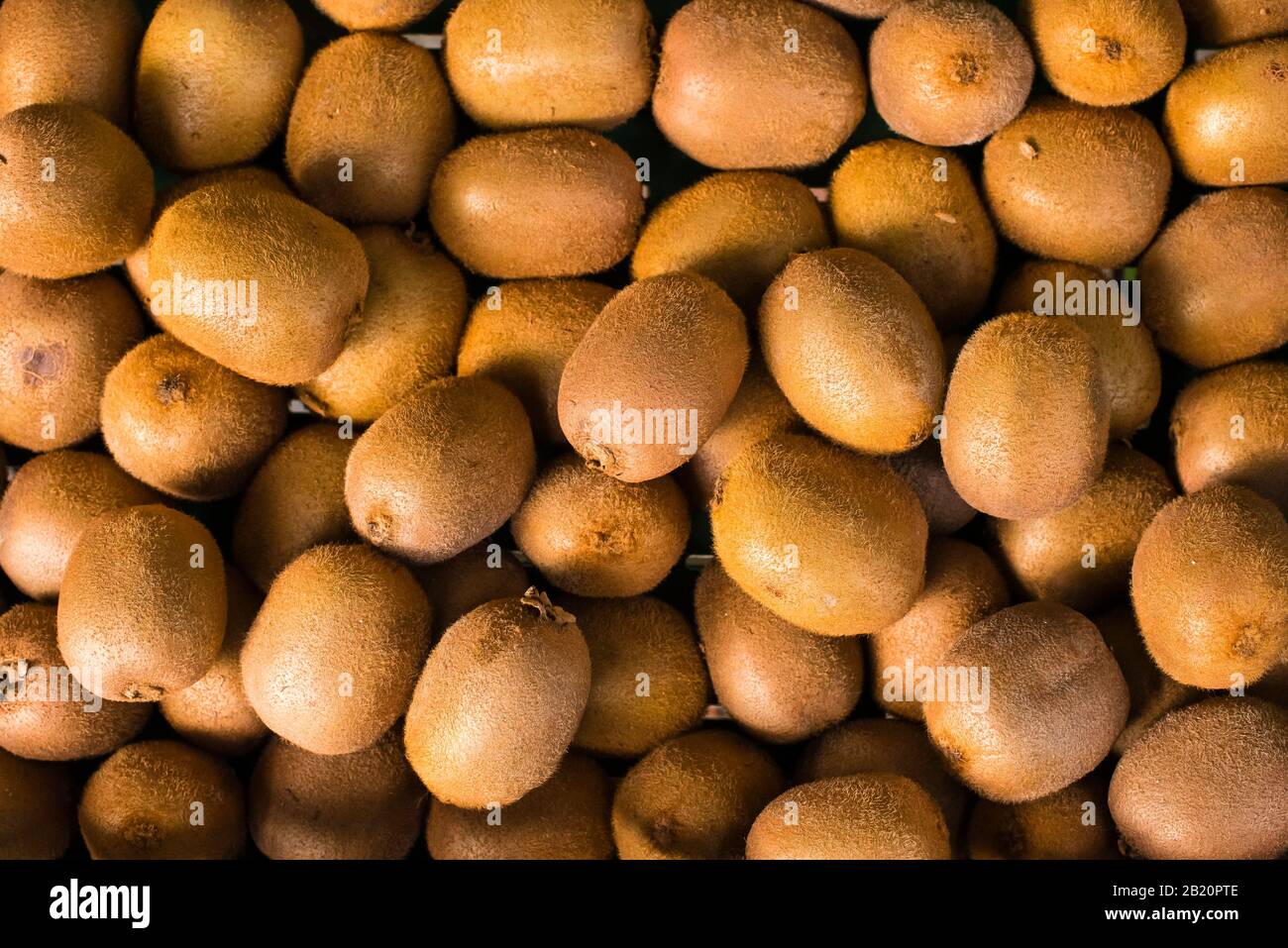 Lots of kiwi fruit, vitamin c, a larger amount of kiwis Stock Photo Alamy
