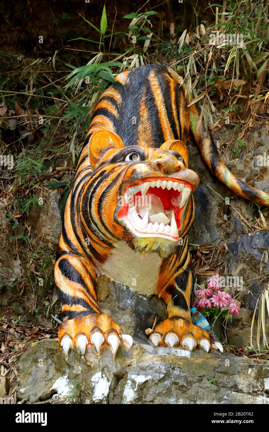 Tiger statue, Win Sein Taw Ya, Myanmar Stock Photo