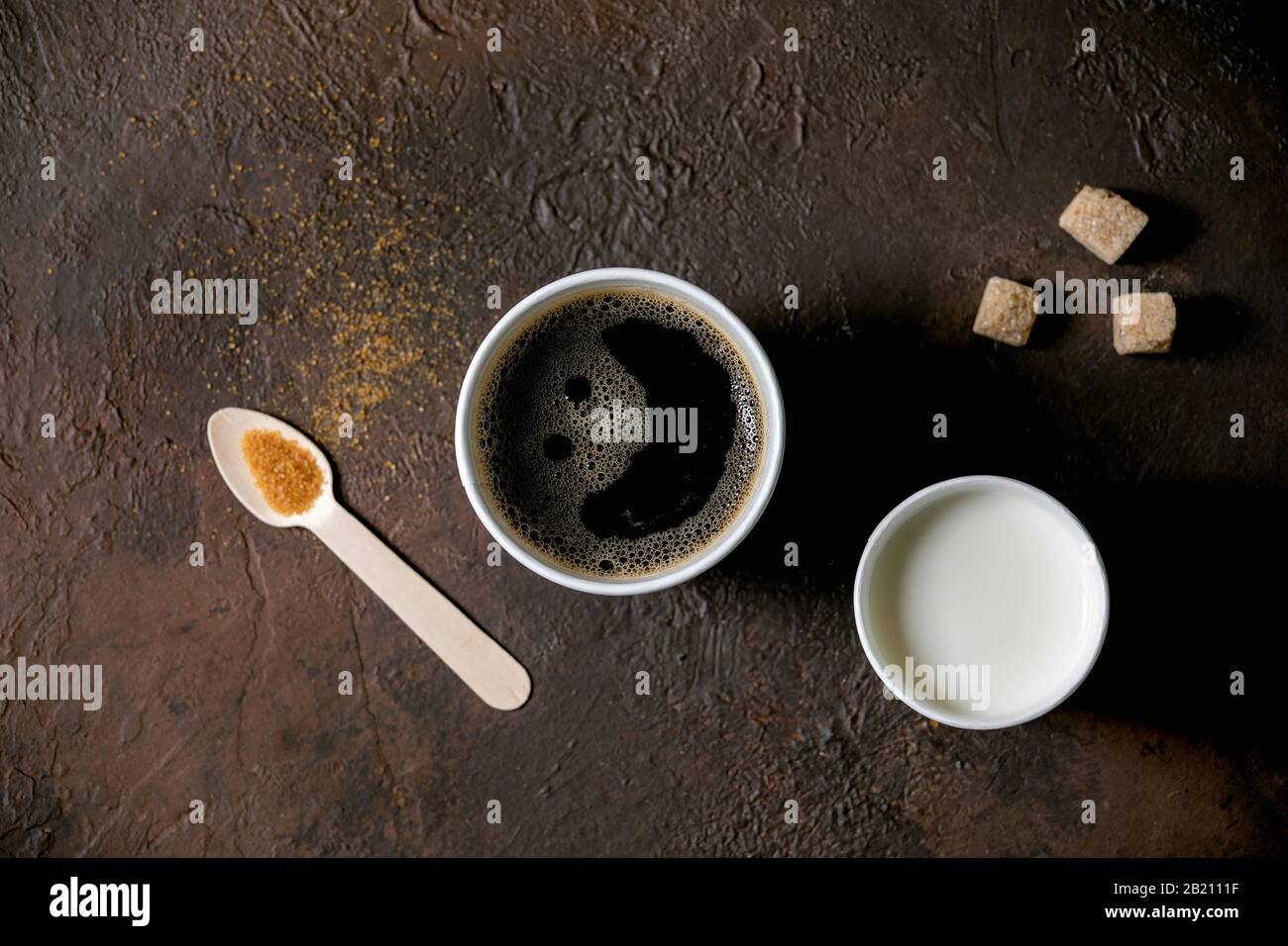 Paper cup of americano coffee Stock Photo - Alamy