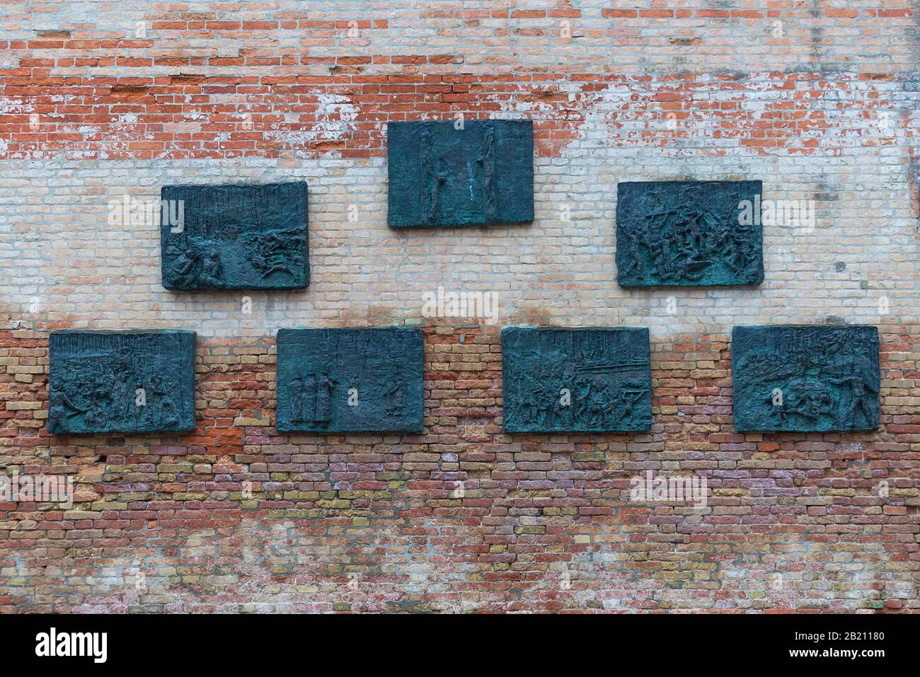Memorial plaques to Venice victims of the Holocaust by Arbit Blatas, 1908-1999, Campo del Ghetto Nuovo, Venice, Veneto, Italy Stock Photo