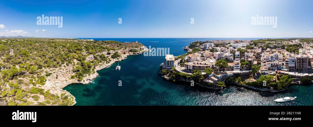 Aerial view, Cala Figuera bay and Calo d'en Busques with port Port De Cala Figuera, Reion, Porto Petro, municipality of Santayi, Majorca, Balearic Stock Photo