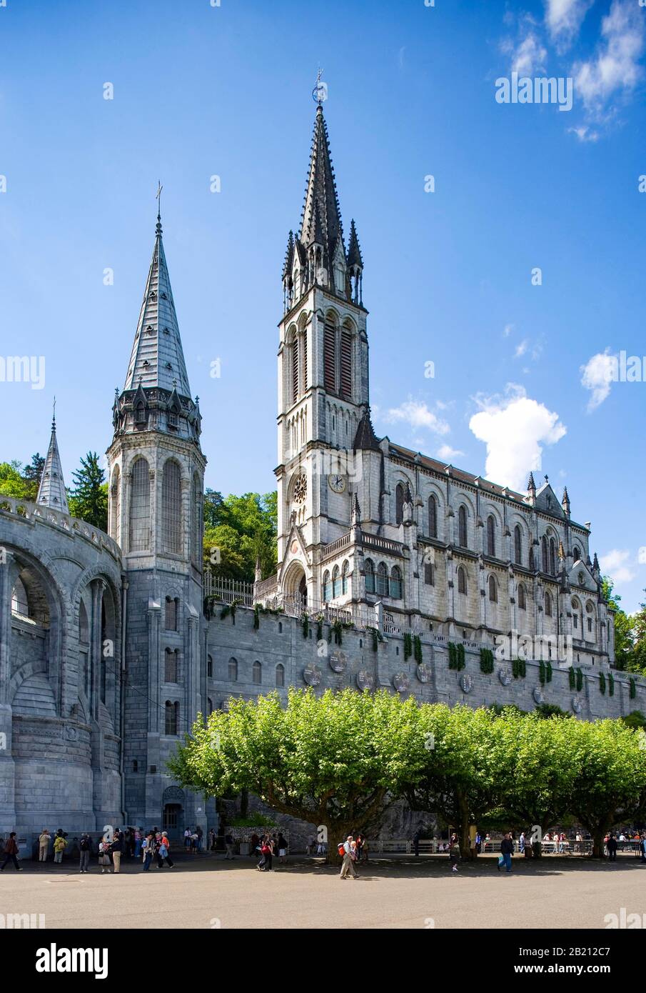 Sanctuary, Basilica of the Rosary and Basilica of the Immaculate Conception, Lourdes, Hautes Pyrenees, France Stock Photo