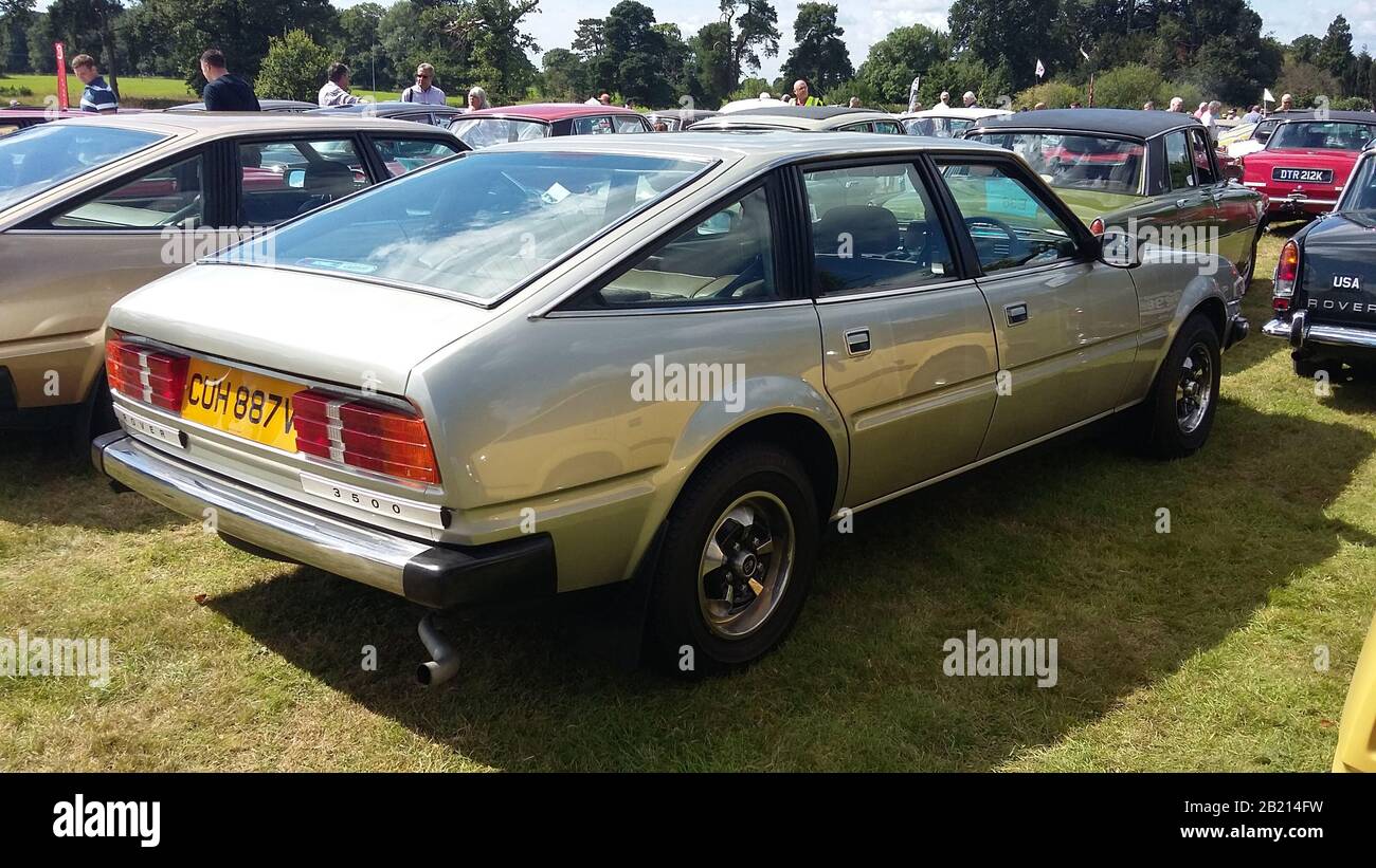 Rover sd1 v8 hi-res stock photography and images - Alamy