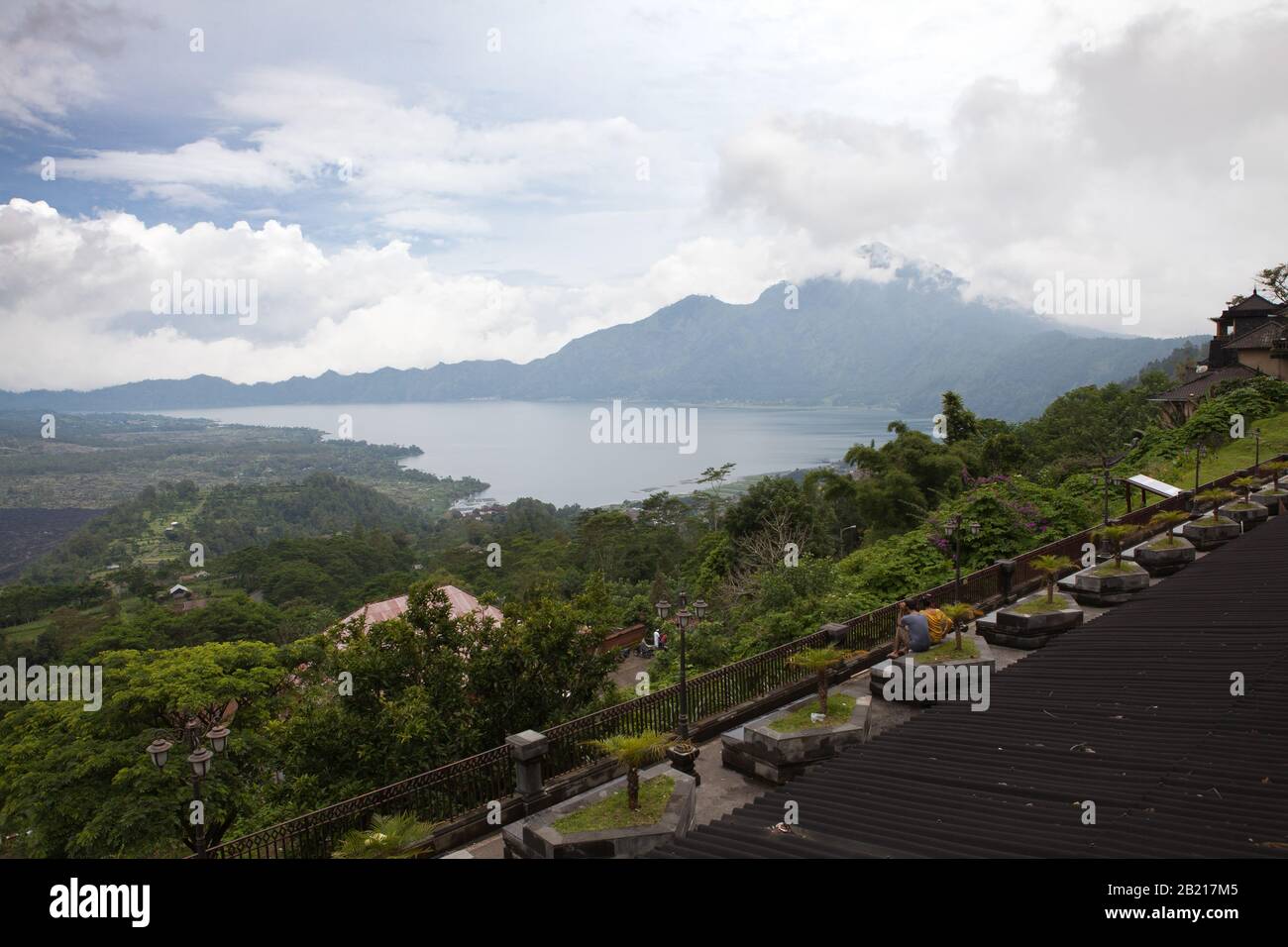 Dramatic indonesian landscape hi-res stock photography and image…