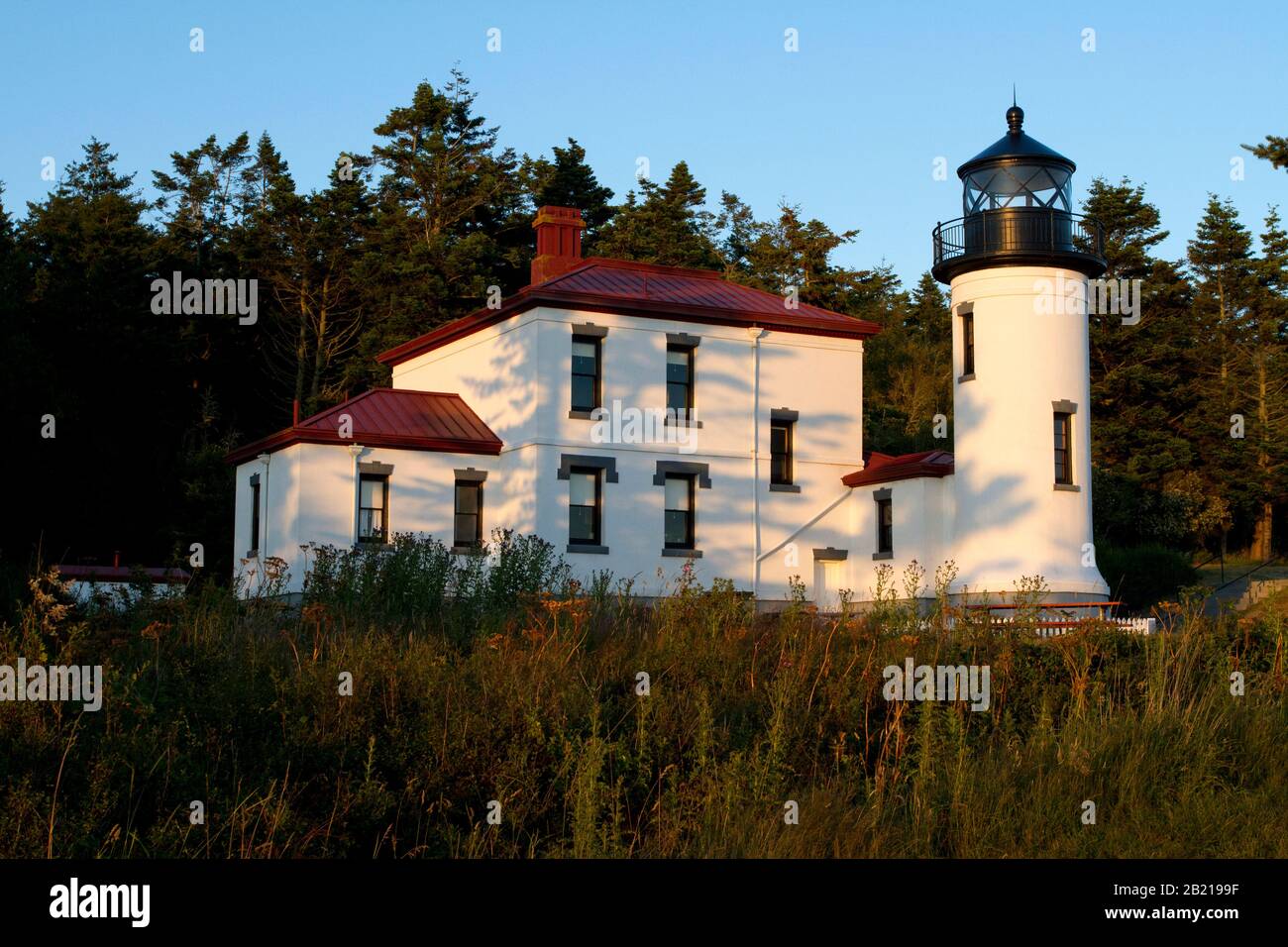 Scenic view of Admiralty Head Lighthouse, Fort Casey State Park, near Coupeville, Island County, Whidbey Island, Washington, USA Stock Photo