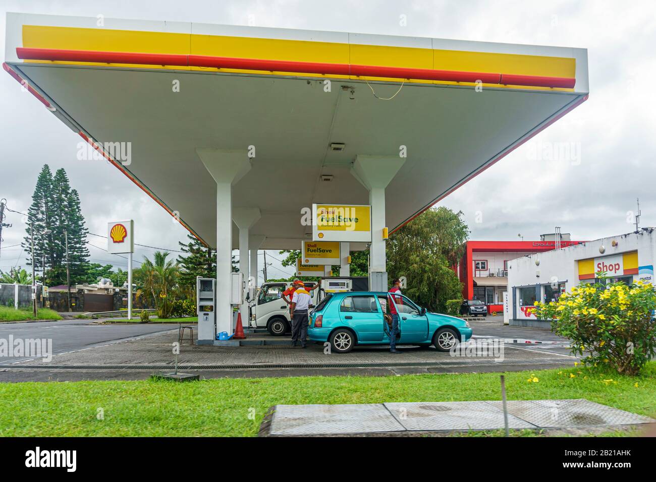 Mauritius, January 2020 Cars refilling at a Shell gas pumping station Stock Photo Alamy