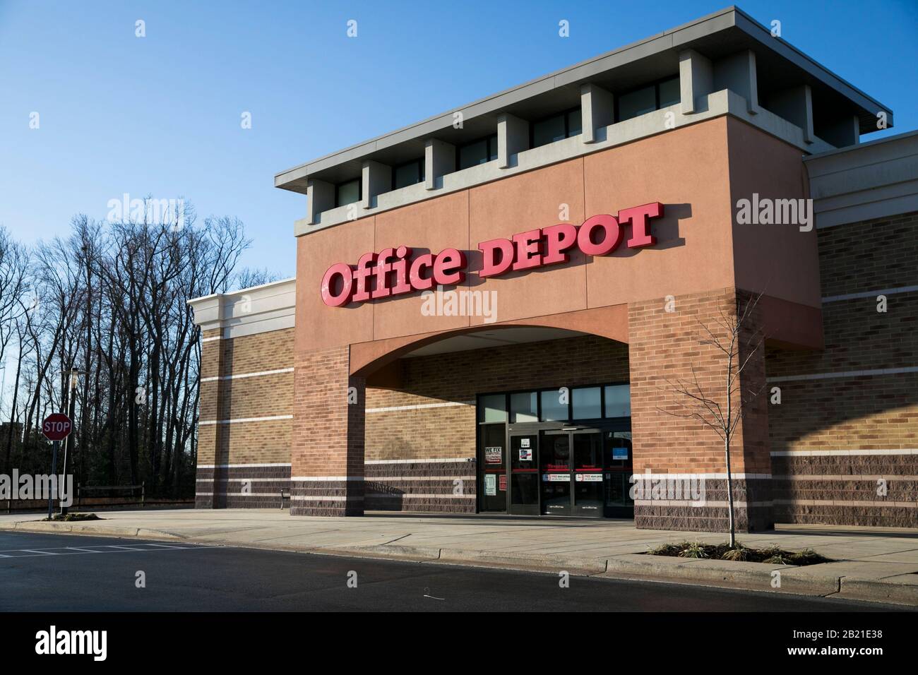 Office depot hi-res stock photography and images - Alamy