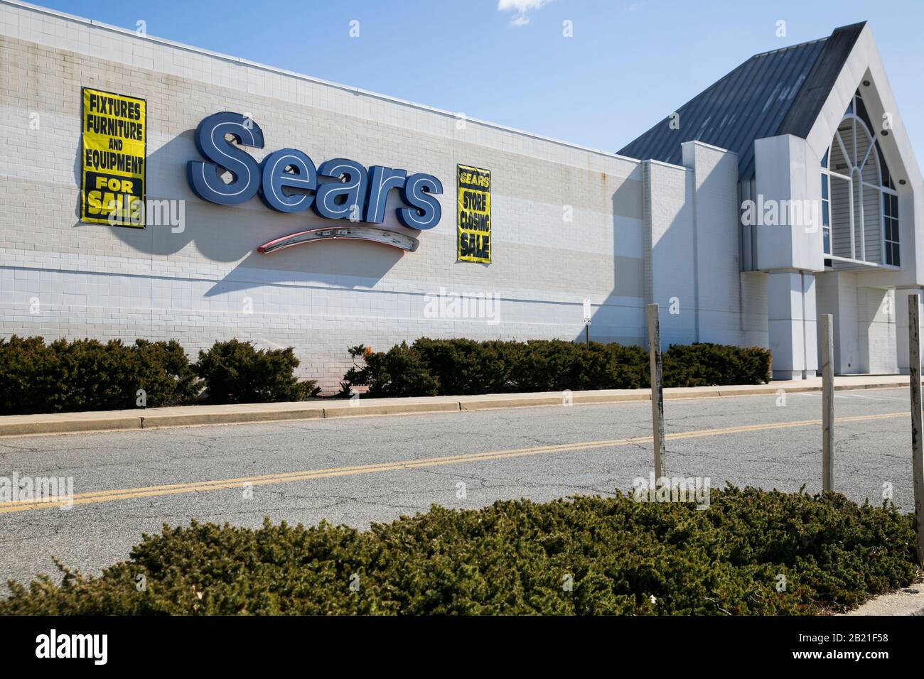 A 'Store Closing' outside of a soon to be closed Sears retail store