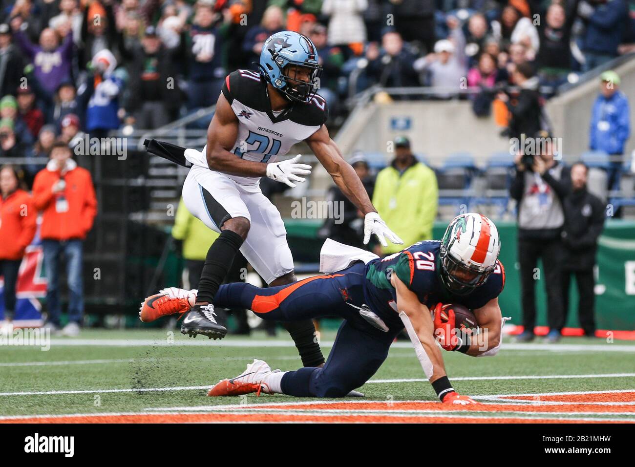 Scorning hires stock photography and images Alamy