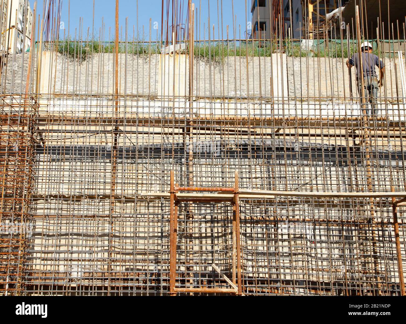 Steel grid on the construction site Stock Photo - Alamy