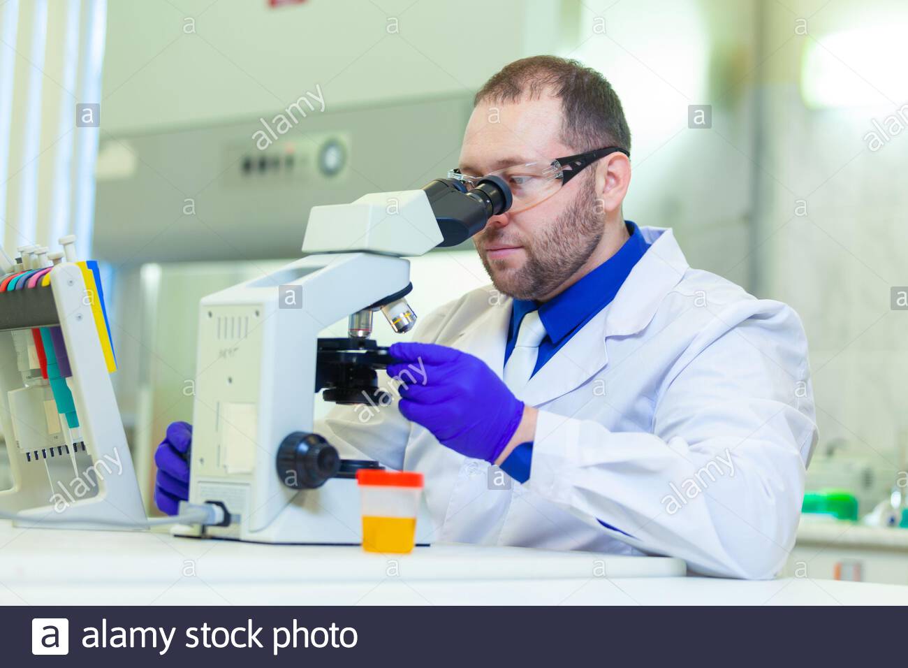 Urinalysis Stock Photos & Urinalysis Stock Images Alamy