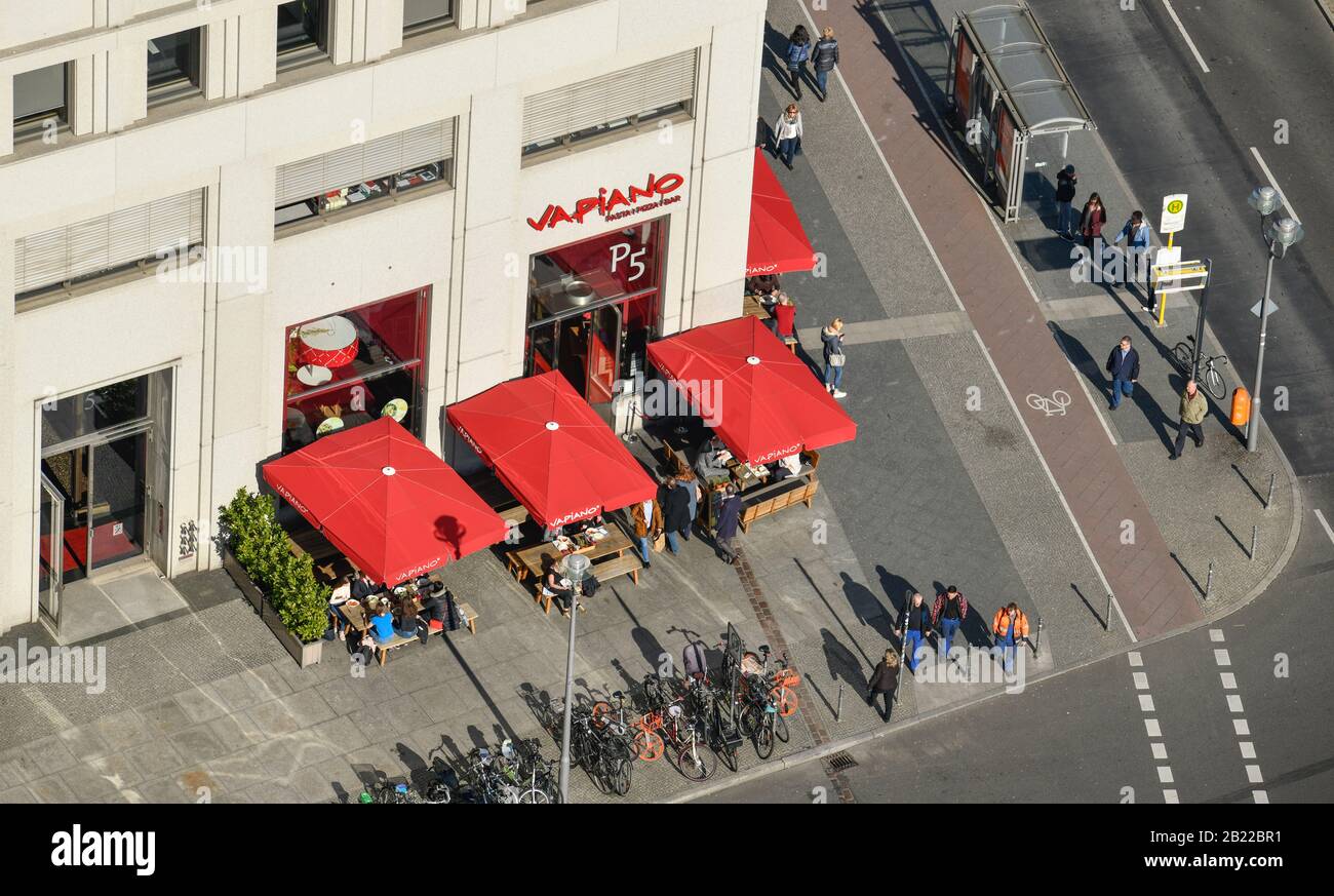 Vapiano, Potsdamer Platz, Tiergarten, Mitte, Berlin, Deutschland Stock Photo Alamy