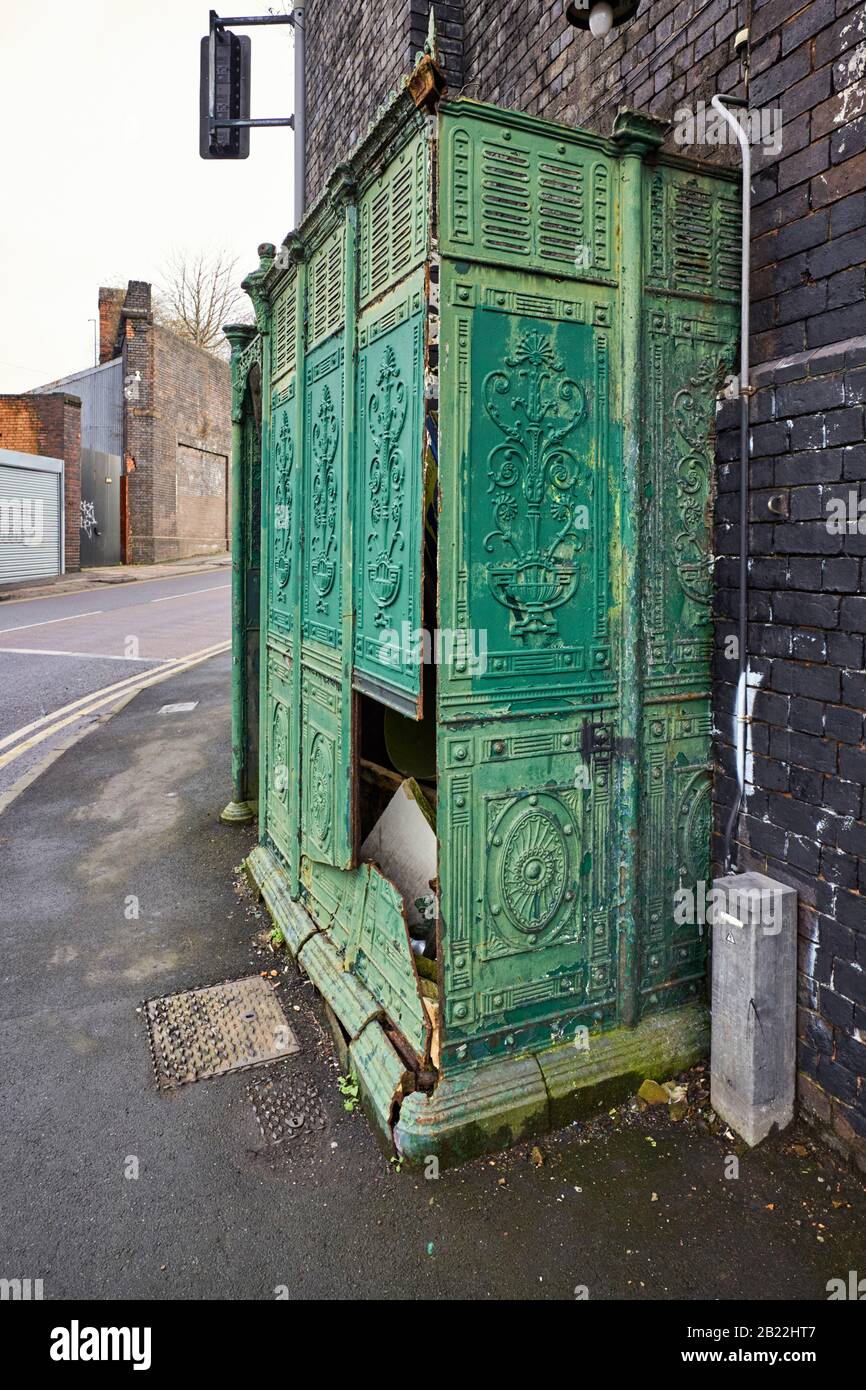 Grade II listed cast iron gents urinal at Great Barr Street, Digbeth, Birmingham near the soon to be build HS2 terminal Stock Photo