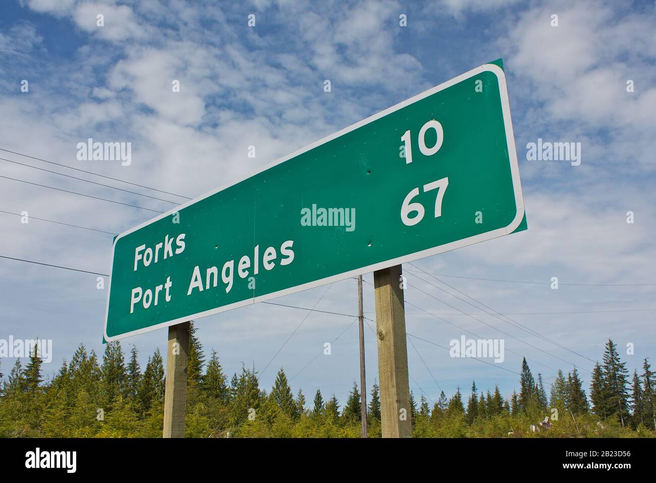 Washington, USA: Road sign to Forks and Port Angeles: Places from the famous Twilight book/movie series by Stephenie Meyer Stock Photo