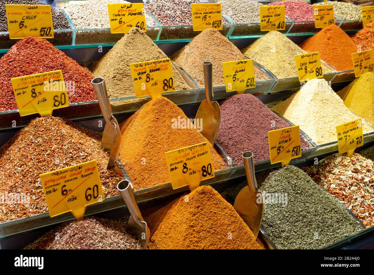 Turkish Saffron Egyptian Bazaar Istanbul Hi Res Stock Photography And Turkish Saffron Egyptian Bazaar Istanbul Hi Res Stock Photography And