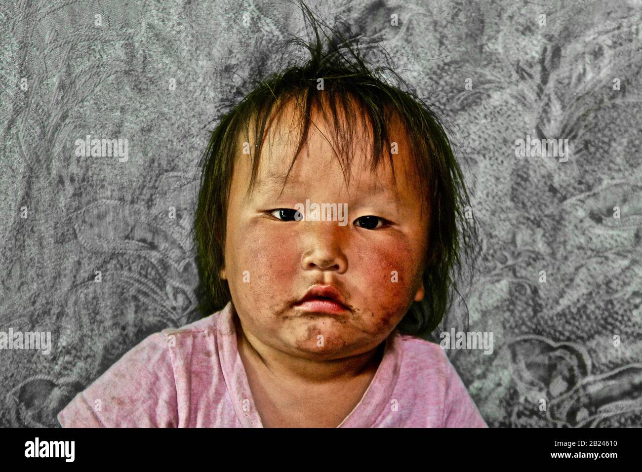 Mongolian lifestyle, Nomadic lifestyle in Western Mongolia Stock Photo ...