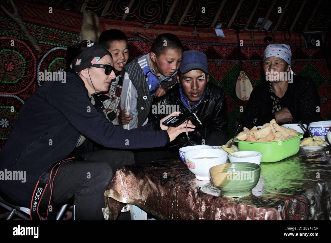 Mongolian lifestyle, Nomadic lifestyle in Western Mongolia Stock Photo ...