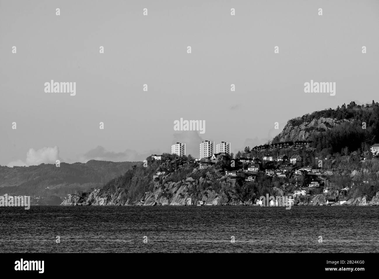 Homes and apartment buildings at Eidsvaagneset, close to the city center of  the port of Bergen, Norway Stock Photo