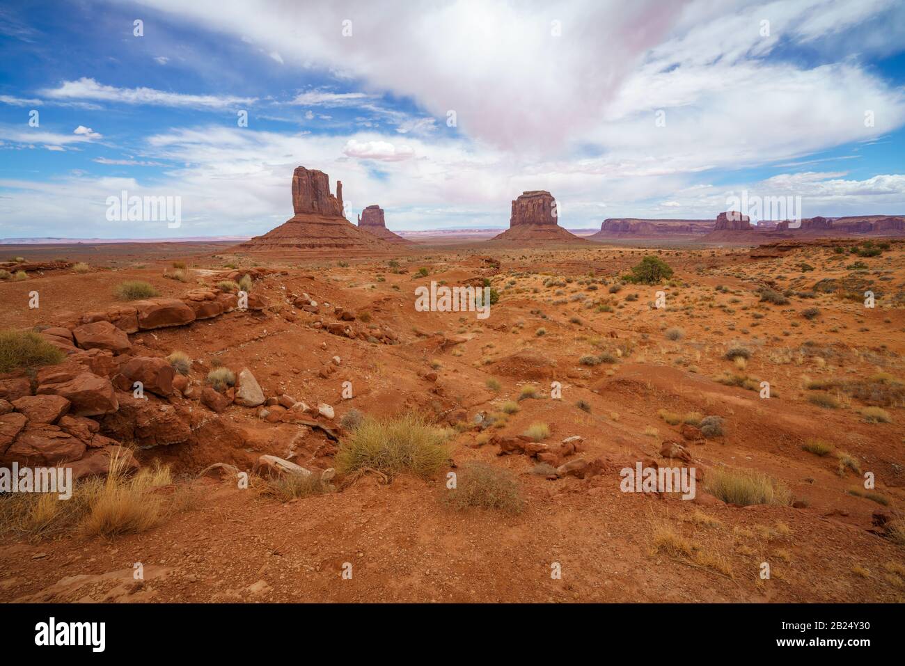 hiking the wildcat trail in the monument valley in the usa Stock Photo