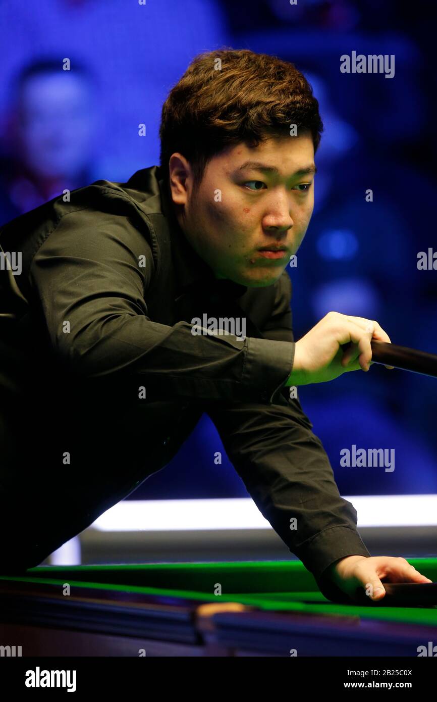 Snooker snooker players hi-res stock photography and images - Page 21