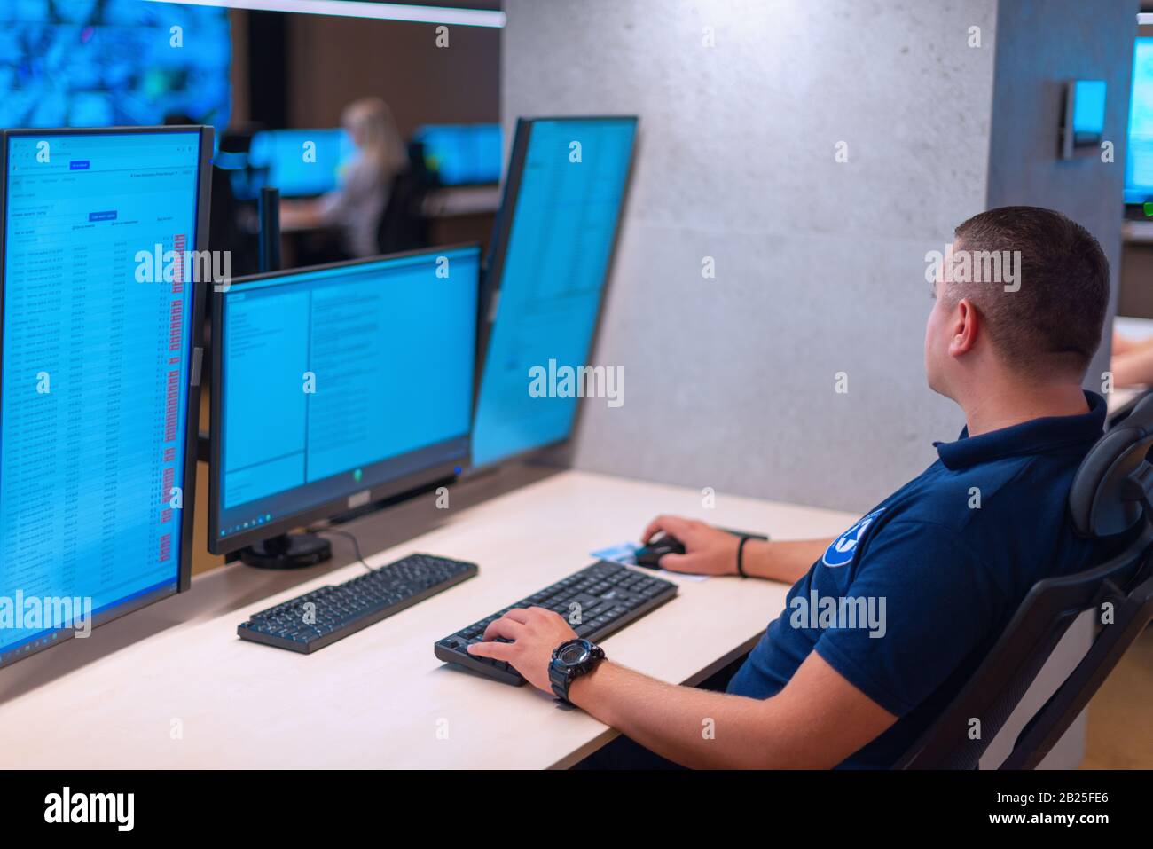 Cctv monitors hi-res stock photography and images - Alamy