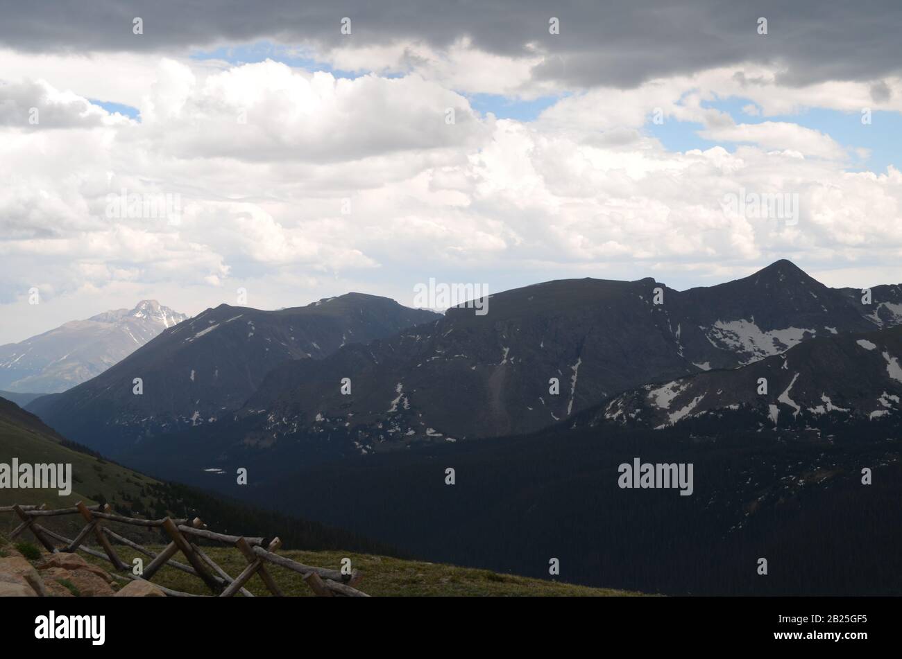 Summer in Rocky Mountain National Park: Stones Peak, Terra Tomah Mountain, Mount Julian and Forest Canyon Seen from the Gore Range Overlook Stock Photo