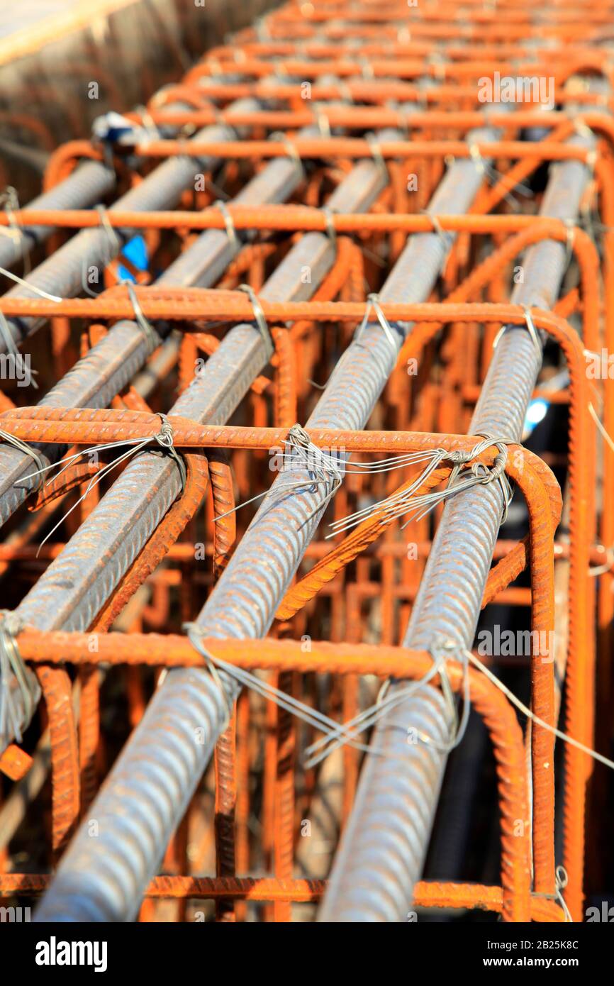 Steel grid on the construction site Stock Photo - Alamy