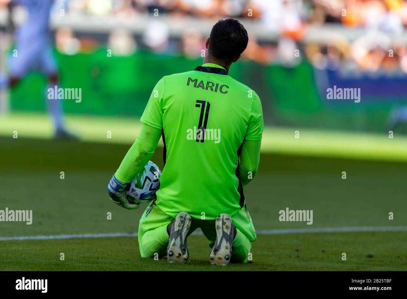 Houston, Texas, USA. 29th Feb, 2020. Houston Dynamo goalkeeper Marko Maric (1) hold the ball after Los Angeles Galaxy forward Cristian Pavon (10) scores during the first half at BBVA Stadium in Houston, Texas. Maria Lysaker/CSM/Alamy Live News Stock Photo