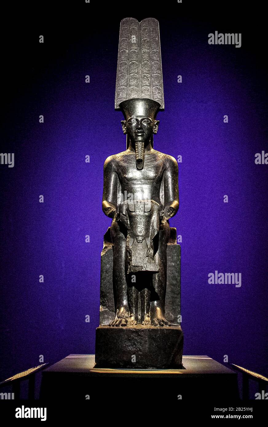 Tresure of Tutankhamun - Statue of God Amon Stock Photo
