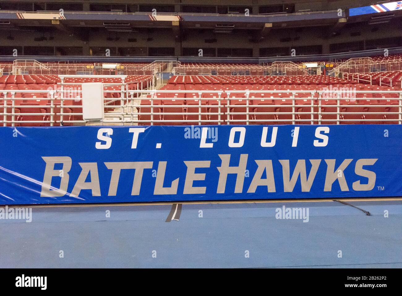 St. Louis Battlehawks draw sellout crowd for XFL home opener, 'exceeding  expectations' off the field (photos) - St. Louis Business Journal