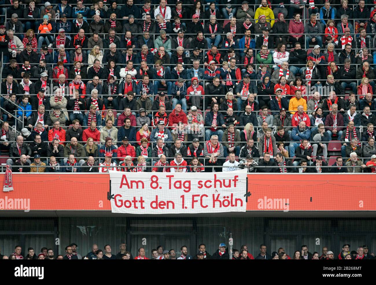 Fc Bayern Munchen Supporters High Resolution Stock Photography And Images Alamy