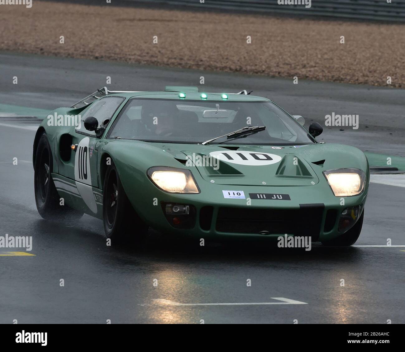 Ford gt40 sports racing car hi-res stock photography and images