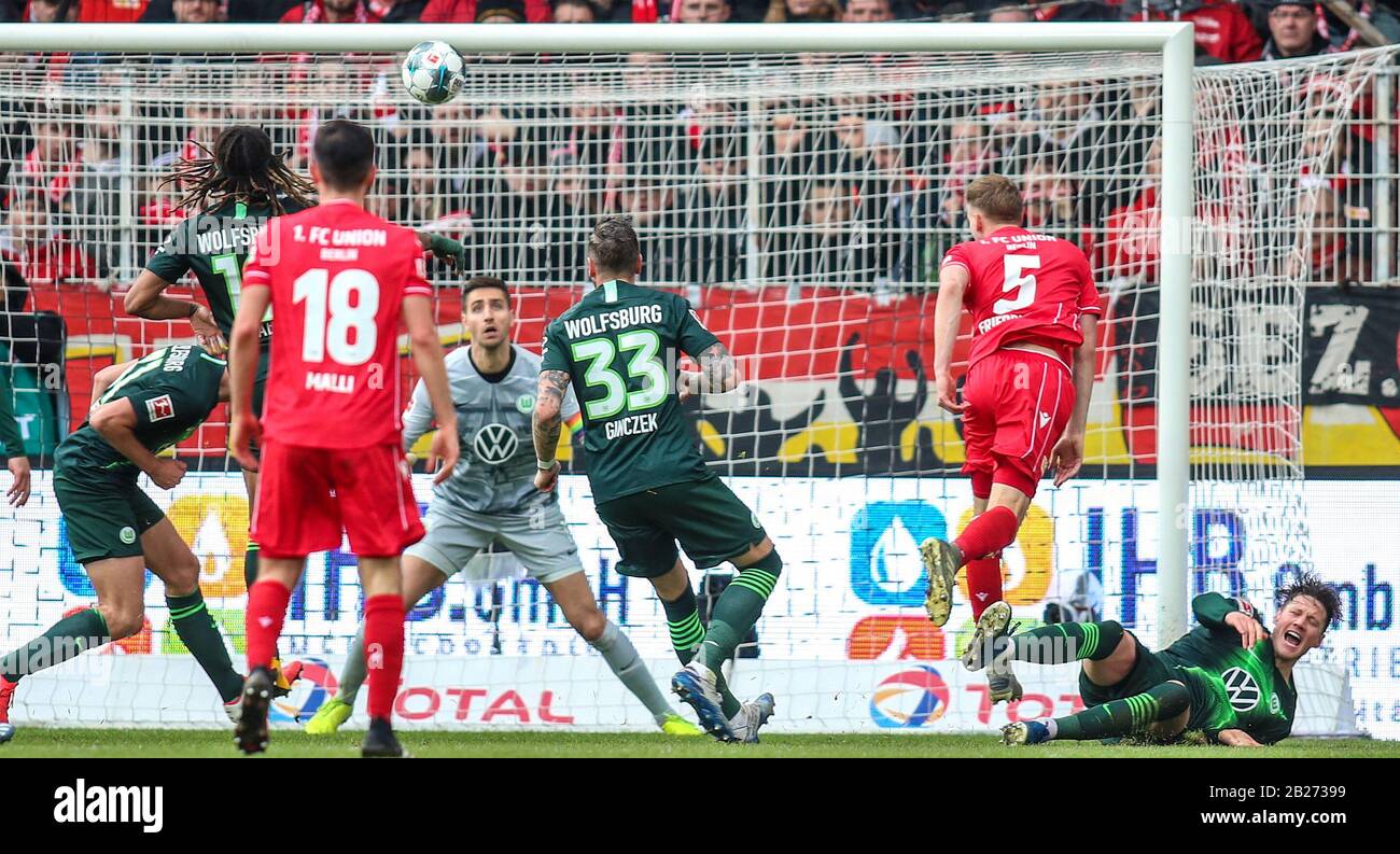 Page 2 Goalkeeper Koen Casteels High Resolution Stock Photography And Images Alamy