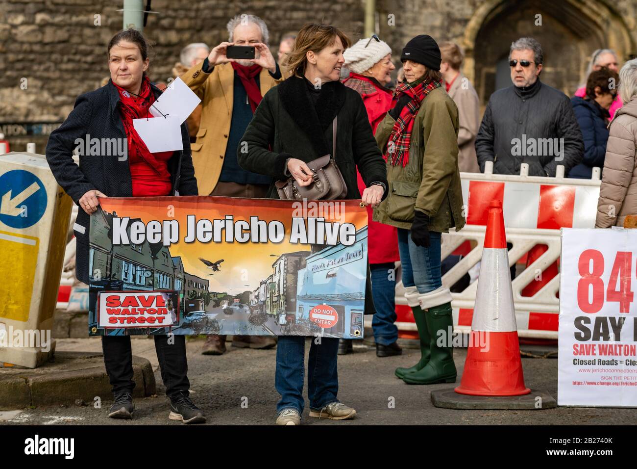 Oxford, Oxfordshire, UK. 1 March, 2020. Save Walton Street demonstration.  Residents and Businesses of Oxford's historic Jericho district protest the Oxfordshire County Council's closure of the main artery Walton Street. The street closed with out proper traffic or air quality surveys or consultation with residents and businesses. Credit: Sidney Bruere/Alamy Live News Stock Photo