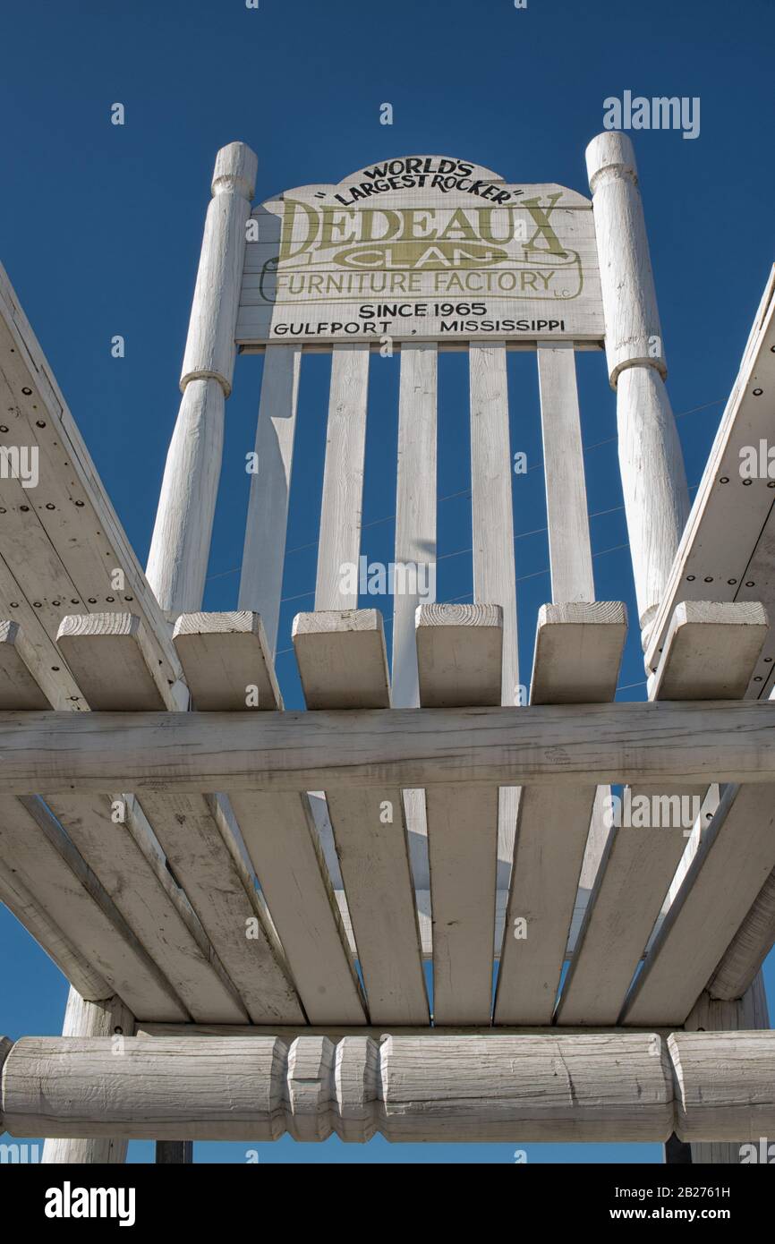 World's largest rocking chair hi-res stock photography and images - Alamy