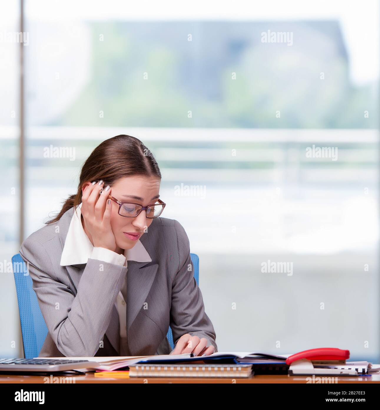 The sad businesswan in the office at work Stock Photo - Alamy