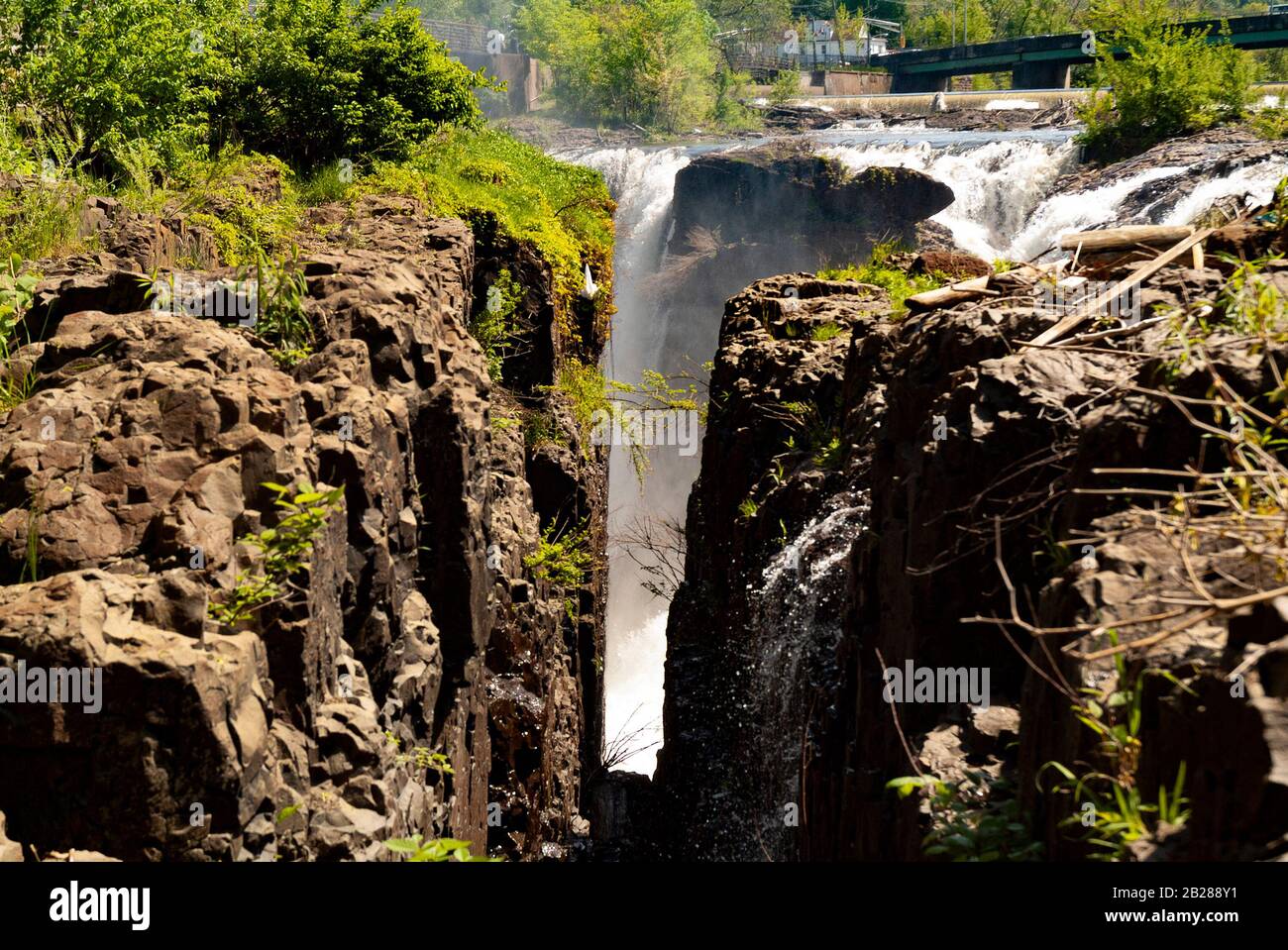 PARKS AND RECREATION VOLUME 3 Paterson Great falls National historic