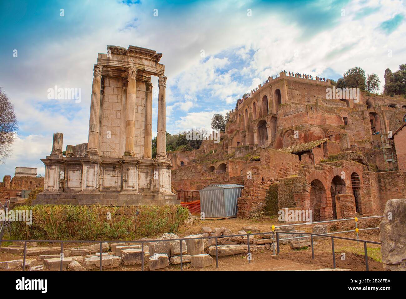Old ruins in roman hi-res stock photography and images - Alamy